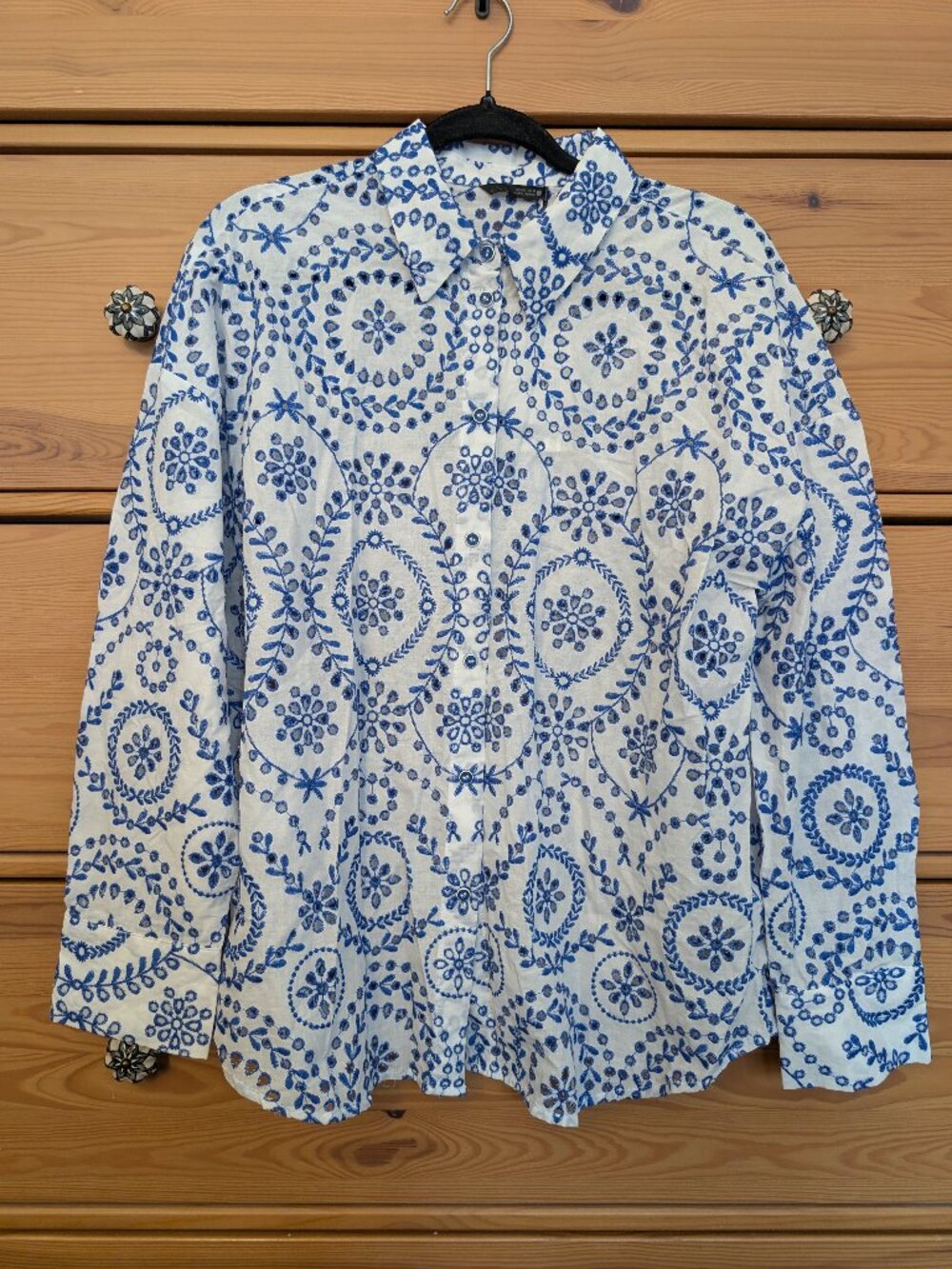 NWT Zara Women Embroidered Eyelet Shirt - L